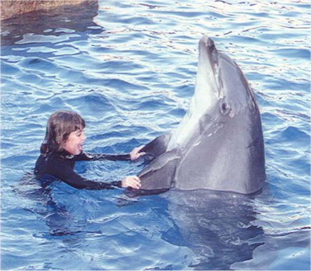 Ilana_with_dolphin-1