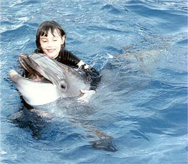 nomi_with_dolphin-2