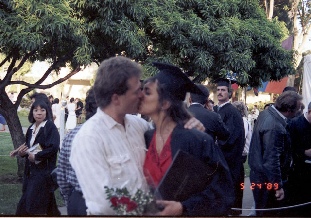 GA.1989.05.24.00.00.18-Geffen-Graduation