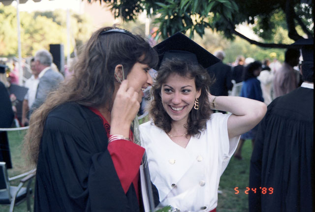 GA.1989.05.24.00.00.33-Geffen-Graduation
