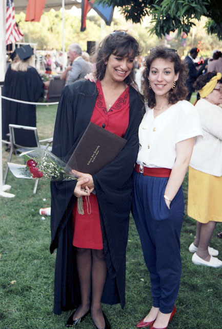 GA.1989.05.24.00.00.39-Geffen-Graduation